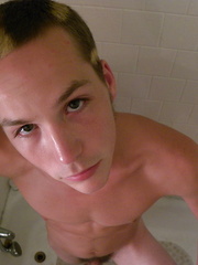 Puppy Jerks Off and Pisses In The Shower - pissing,amateurs,fetish,solo,twinks,wet,shower