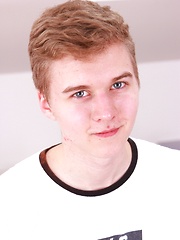 Logan Lech - 
					jackoff,masturbation,solo,twinks,uncut,brown hair
				